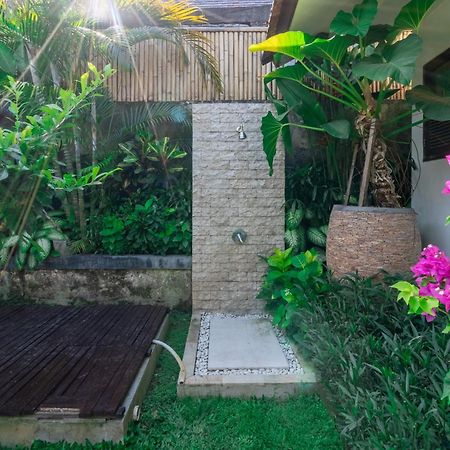Villa Aveli Seminyak By Best Deals Asia Hospitality Zewnętrze zdjęcie