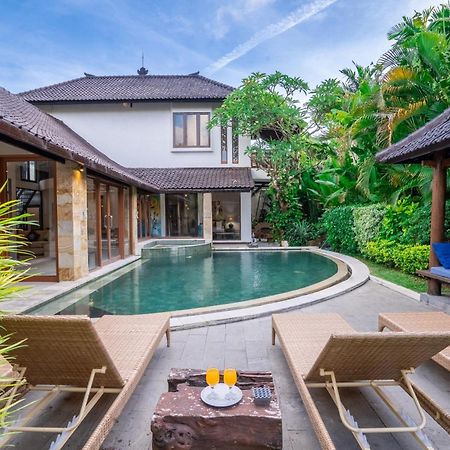 Villa Aveli Seminyak By Best Deals Asia Hospitality Zewnętrze zdjęcie