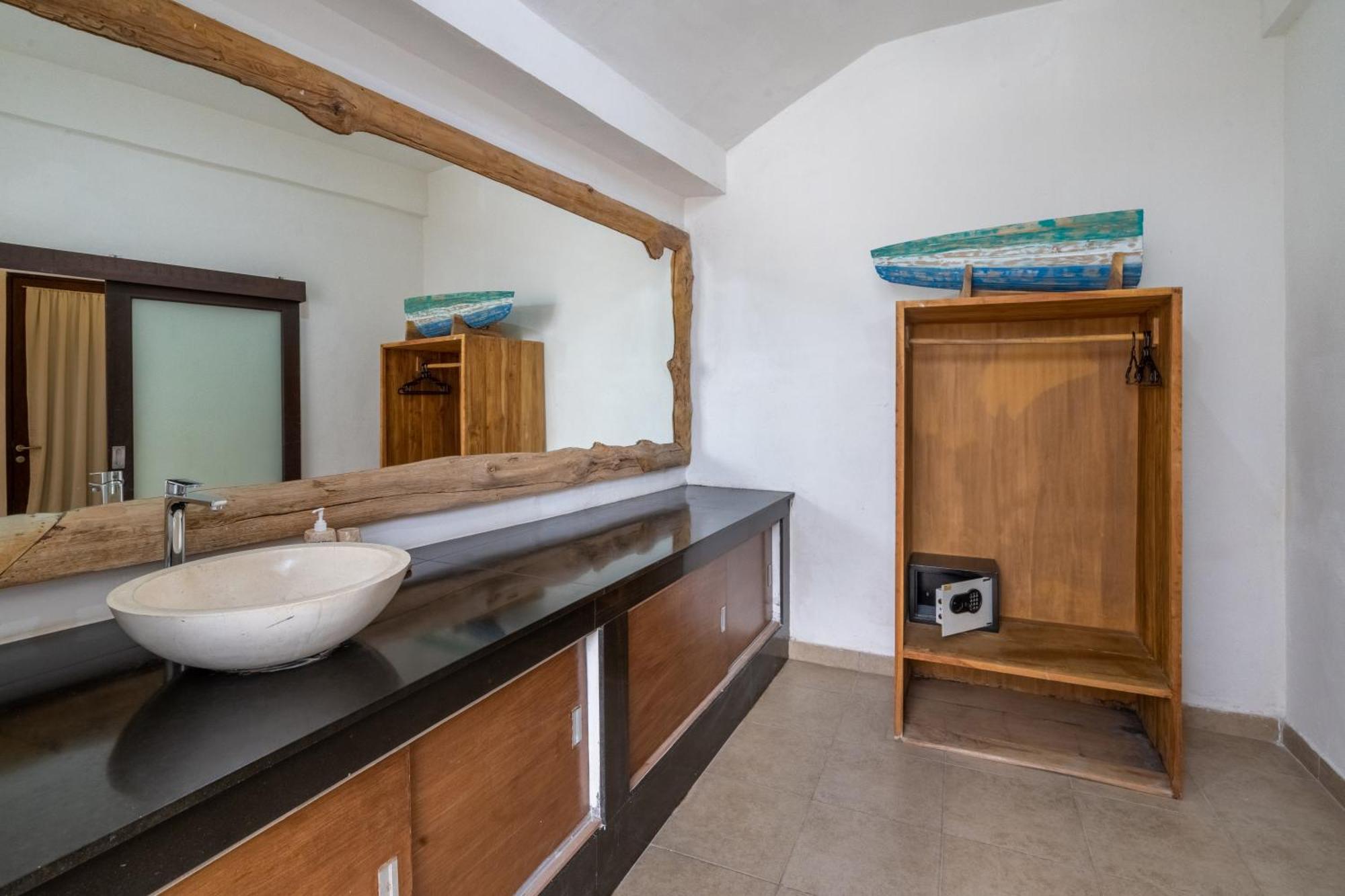 Villa Aveli Seminyak By Best Deals Asia Hospitality Zewnętrze zdjęcie
